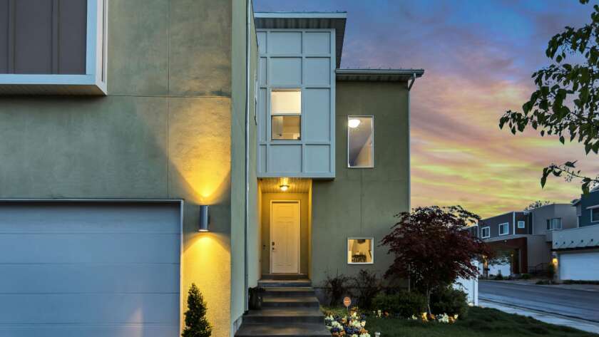 Guthrie Law provides real estate legal services, house and condo closing, mortgages